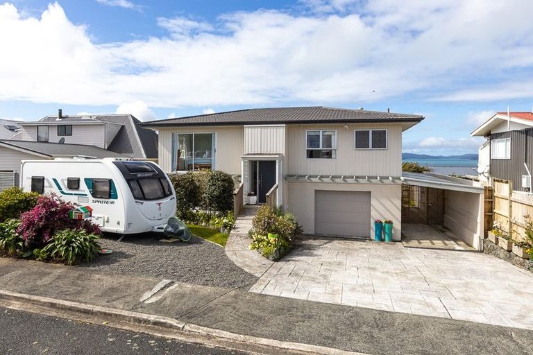 Photo of property in 18 Rawhiti Place, Snells Beach, 0920