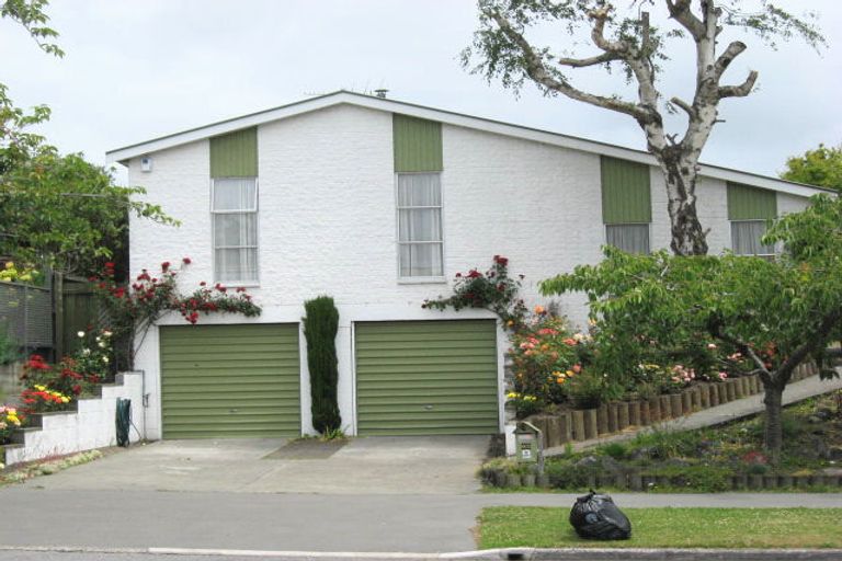 Photo of property in 63 Nortons Road, Avonhead, Christchurch, 8042
