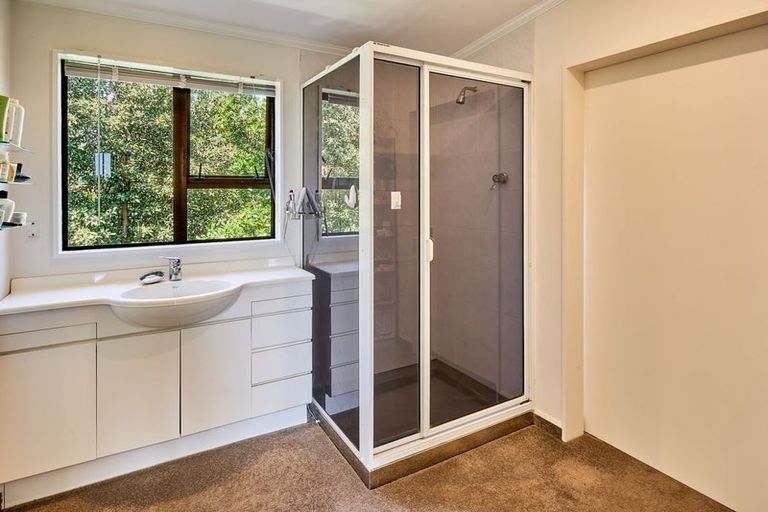 Photo of property in 18 Jeep Road, Raumati South, Paraparaumu, 5032