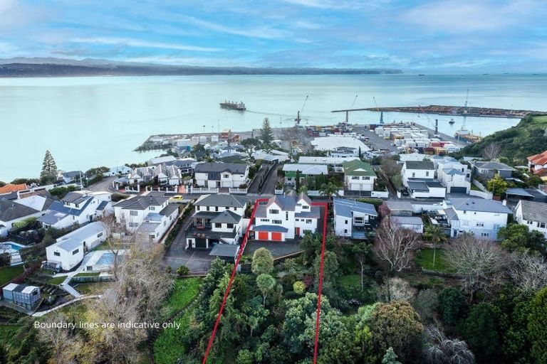 Photo of property in 121 Thompson Road, Bluff Hill, Napier, 4110