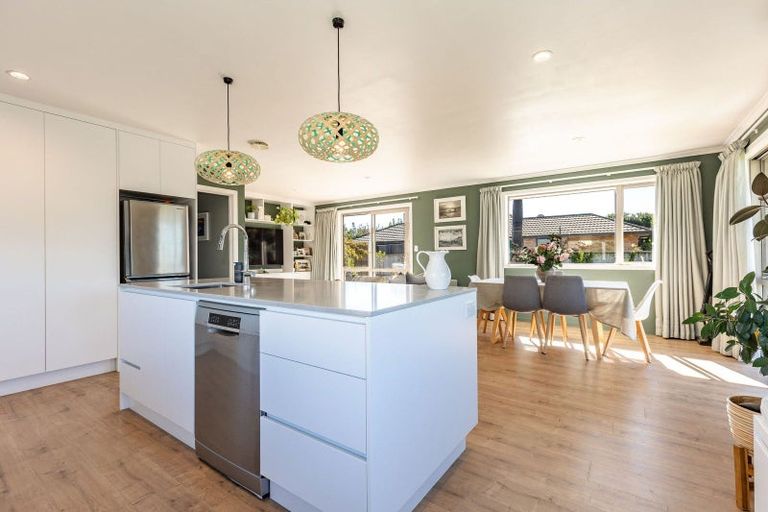 Photo of property in 23b Holdaway Street, Riversdale, Blenheim, 7201