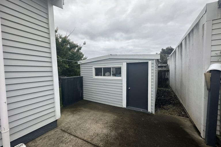 Photo of property in 3 Garden Road, Avalon, Lower Hutt, 5011