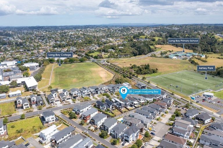 Photo of property in 29 Cavalli Road, Long Bay, Auckland, 0630