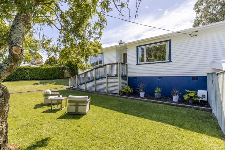 Photo of property in 79 Awanui Street, Merrilands, New Plymouth, 4312