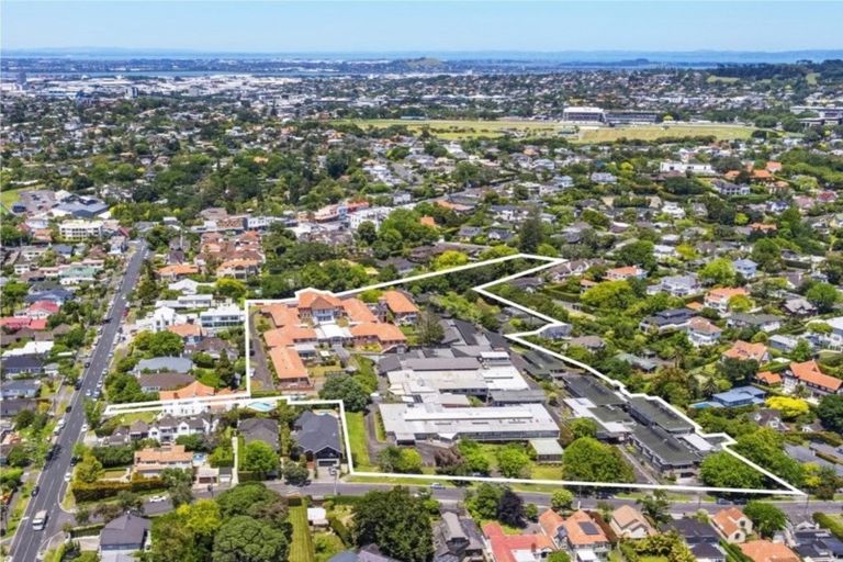 Photo of property in 17 Upland Road, Remuera, Auckland, 1050