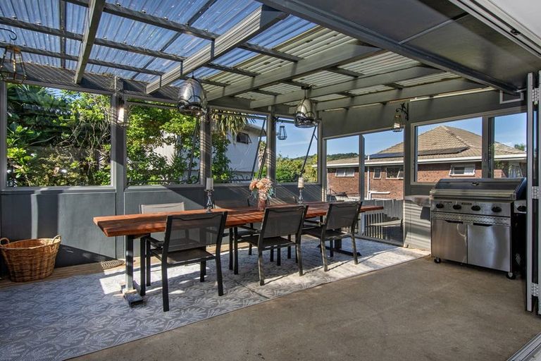 Photo of property in 8 Moa Place, Onerahi, Whangarei, 0110