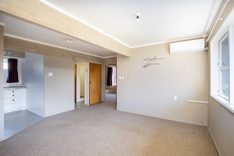Photo of property in 27 Leslie Street, Waitara, 4320
