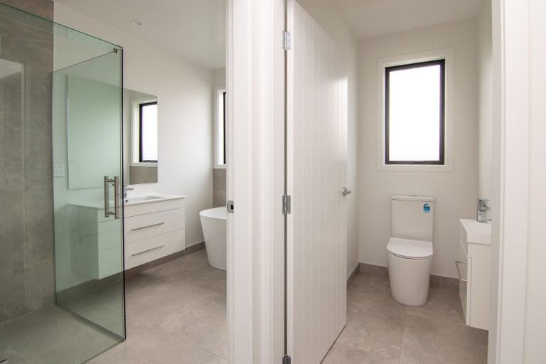 Photo of property in 40a Clifton Terrace, Fitzherbert, Palmerston North, 4410