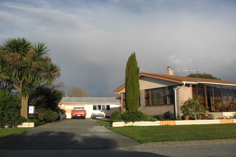 Photo of property in 10 Hoffman Street, Hokitika, 7810
