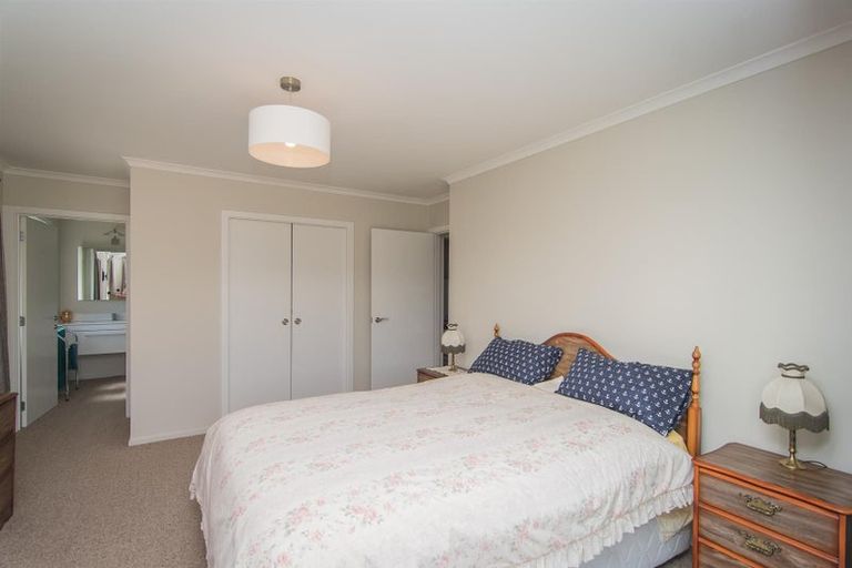 Photo of property in 36 Rhodes Street, Waimate, 7924