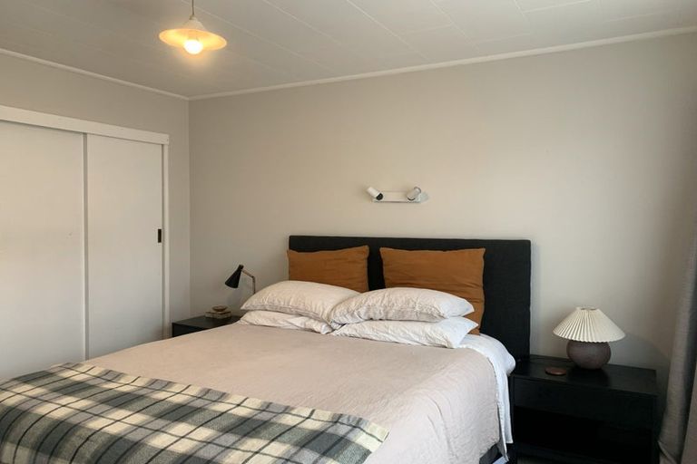 Photo of property in 3 Hawthorn Crescent, Stokes Valley, Lower Hutt, 5019