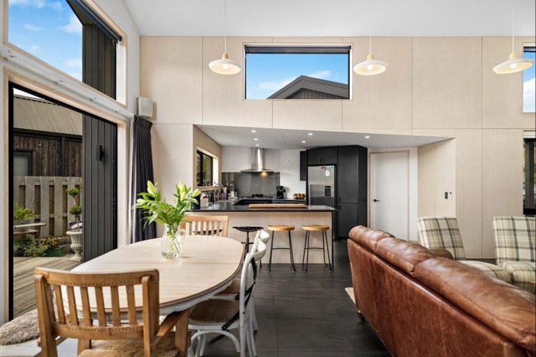 Photo of property in 14 Bellamore Street, Lake Hayes, Queenstown, 9304