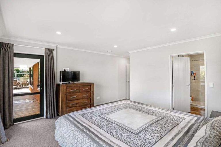 Photo of property in 21 Collins Drive, Waikuku Beach, 7402