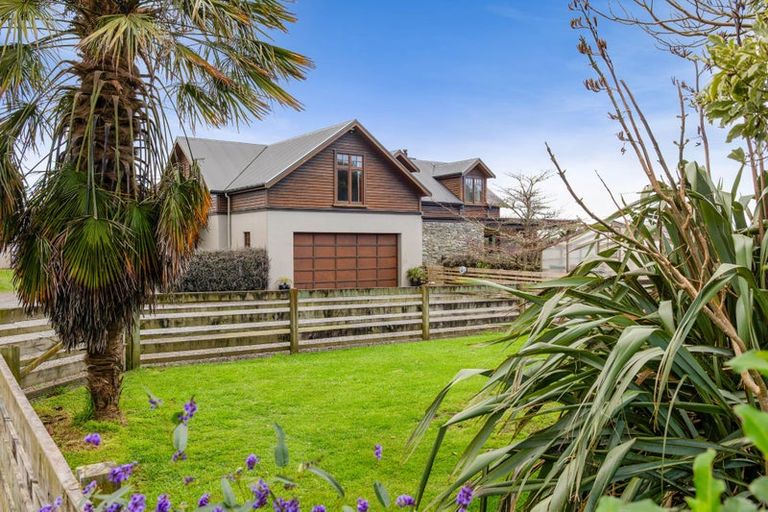 Photo of property in 1248 Egmont Road, Egmont Village, New Plymouth, 4372