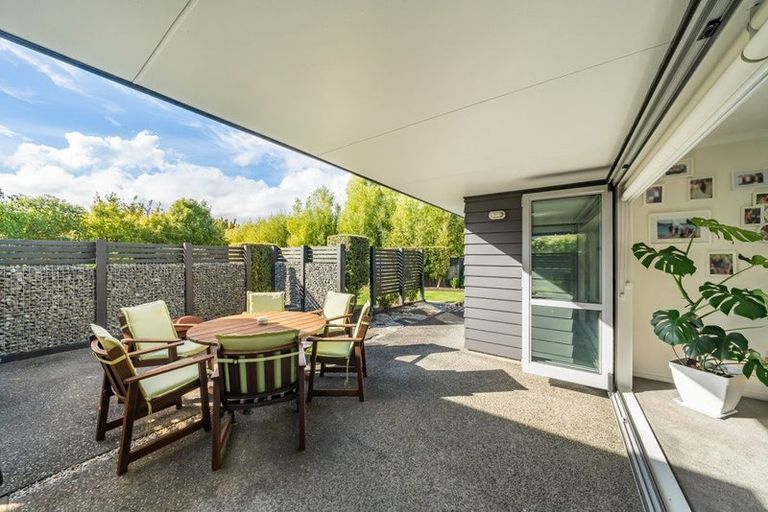 Photo of property in 140 Norana Road, Timberlea, Upper Hutt, 5018