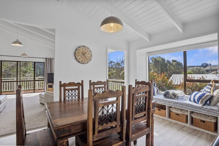 Photo of property in 124 Pepe Road, Tairua, 3508