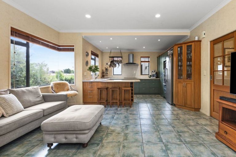 Photo of property in 9 Thode Place, Greenmeadows, Napier, 4112