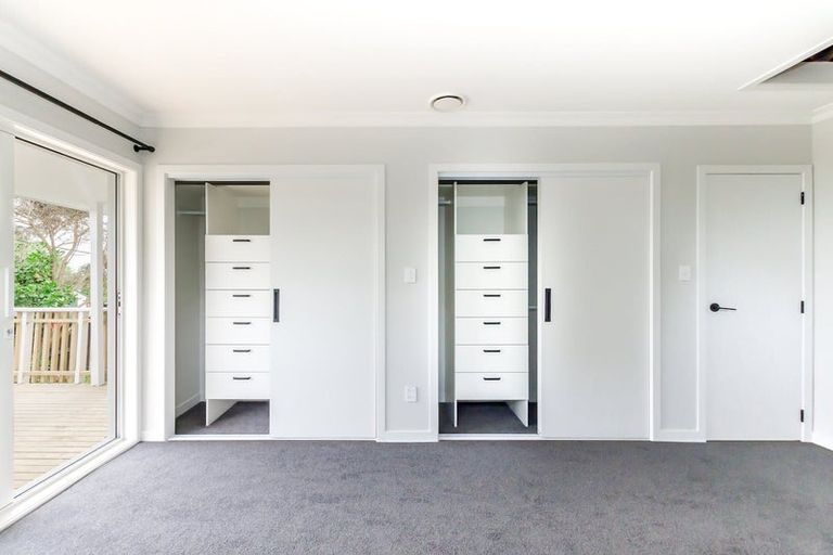 Photo of property in 21 Ruru Street, Waikanae, 5036