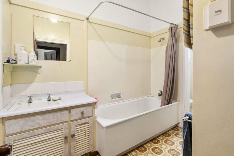 Photo of property in 24 Hatton Street, Karori, Wellington, 6012