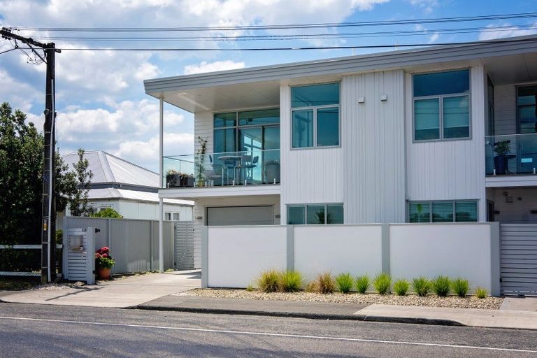 Photo of property in 82b Meeanee Quay, Westshore, Napier, 4110