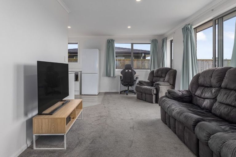 Photo of property in 85 Hinemoa Street, Levin, 5510