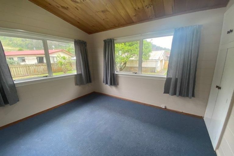 Photo of property in 66 Elizabeth Street, Waikanae, 5036