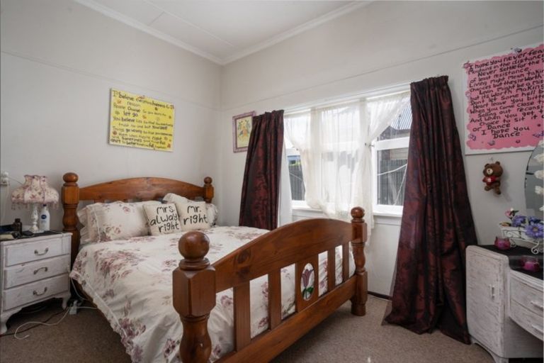 Photo of property in 58 Bannister Street, Masterton, 5810