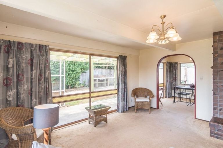 Photo of property in 22 Sunshine Avenue, Paraparaumu, 5032