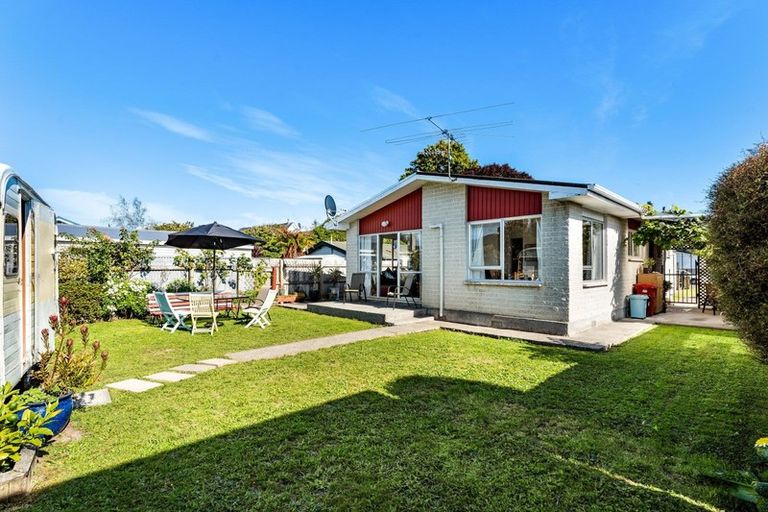 Photo of property in 13a Bentinck Street, Wallaceville, Upper Hutt, 5018