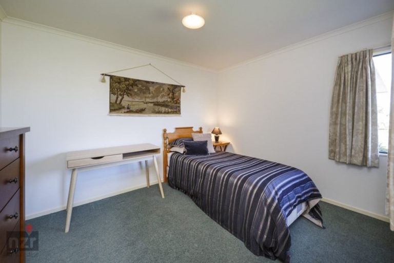 Photo of property in 10 Logan Grove, Feilding, 4702