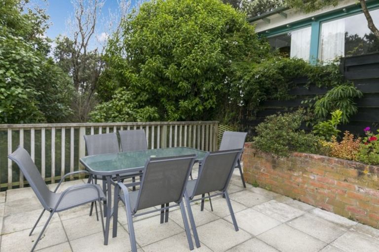 Photo of property in 15 Flers Street, Karori, Wellington, 6012