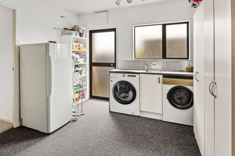 Photo of property in 219/1 Coronation Avenue, Welbourn, New Plymouth, 4310