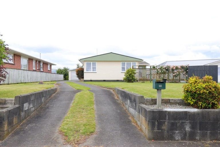 Photo of property in 140 Limbrick Street, Terrace End, Palmerston North, 4410