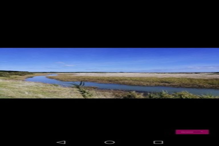 Photo of property in 8 Kina Street, Tangimoana, 4822