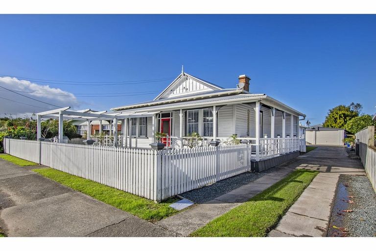 Photo of property in 11 Jervois Street, Dargaville, 0310