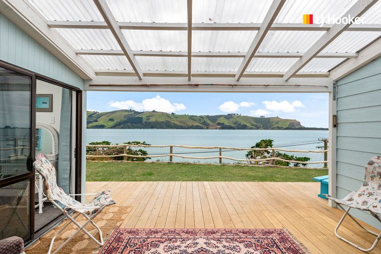 Photo of property in 26 Otakou Golf Course Road, Otakou, Dunedin, 9077