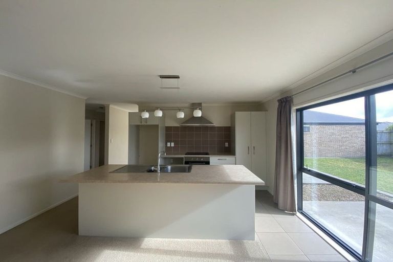 Photo of property in 62 Aquila Crescent, Rototuna North, Hamilton, 3210