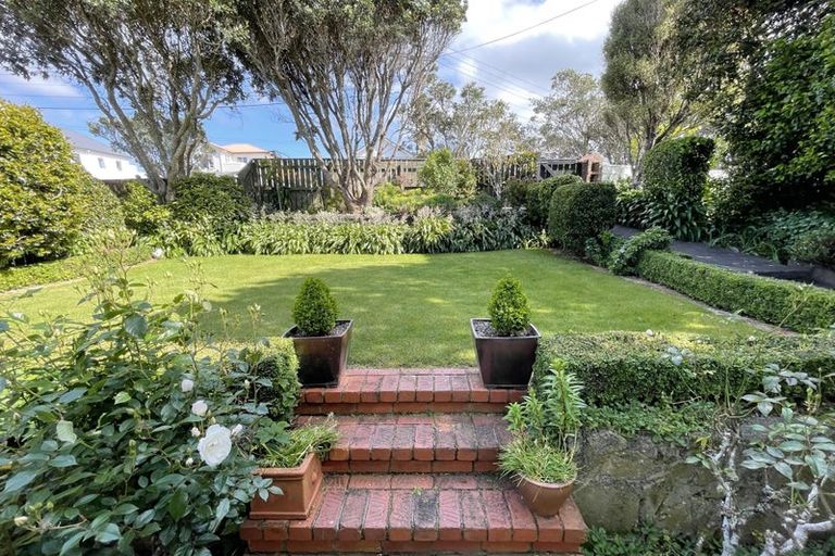 Photo of property in 79 Jubilee Road, Khandallah, Wellington, 6035