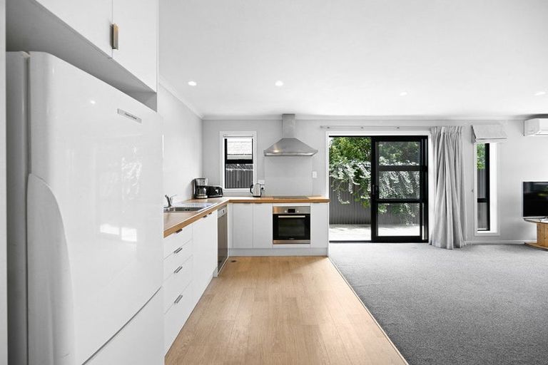 Photo of property in 1/3 Charlemont Street, Whitiora, Hamilton, 3200