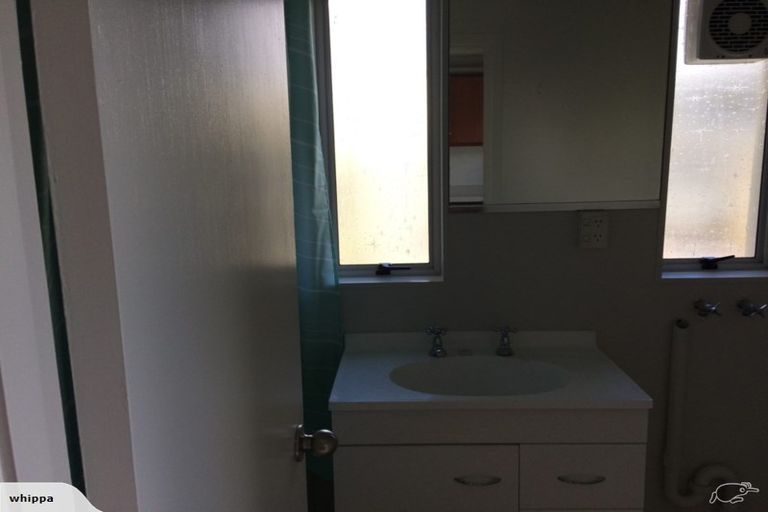 Photo of property in 2/8 Lane Street, Woolston, Christchurch, 8023