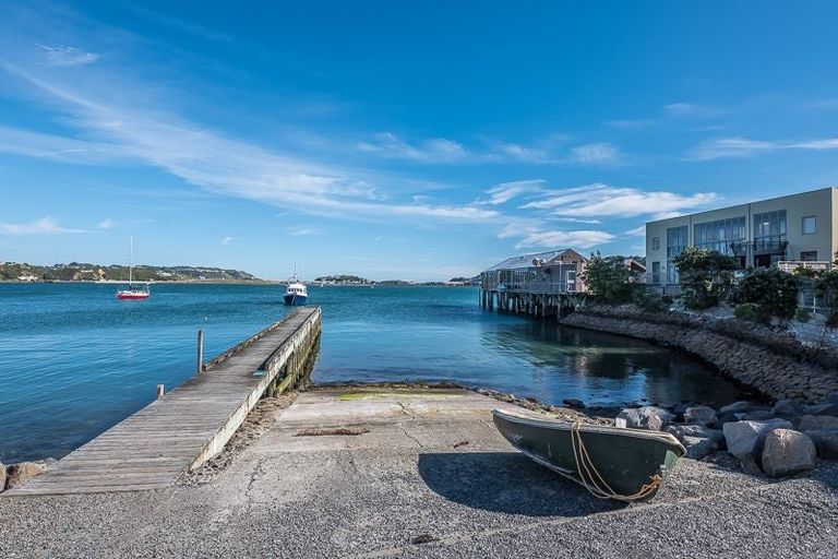 Photo of property in Marrakech Cafe, 69/305 Evans Bay Parade, Hataitai, Wellington, 6021