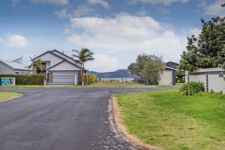 Photo of property in 3a Oyster Drive, Cooks Beach, Whitianga, 3591
