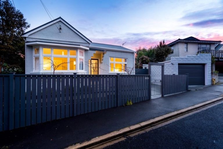 Photo of property in 7 Lundie Street, Roslyn, Dunedin, 9010
