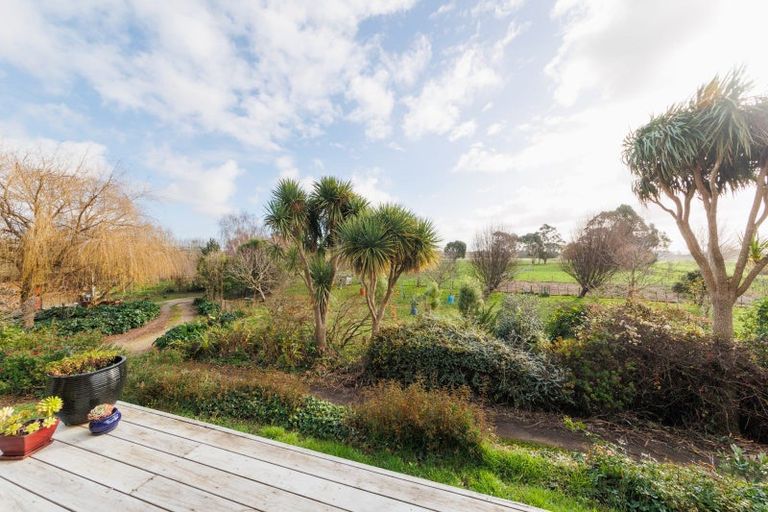 Photo of property in 32 Staces Road, Aokautere, Palmerston North, 4471