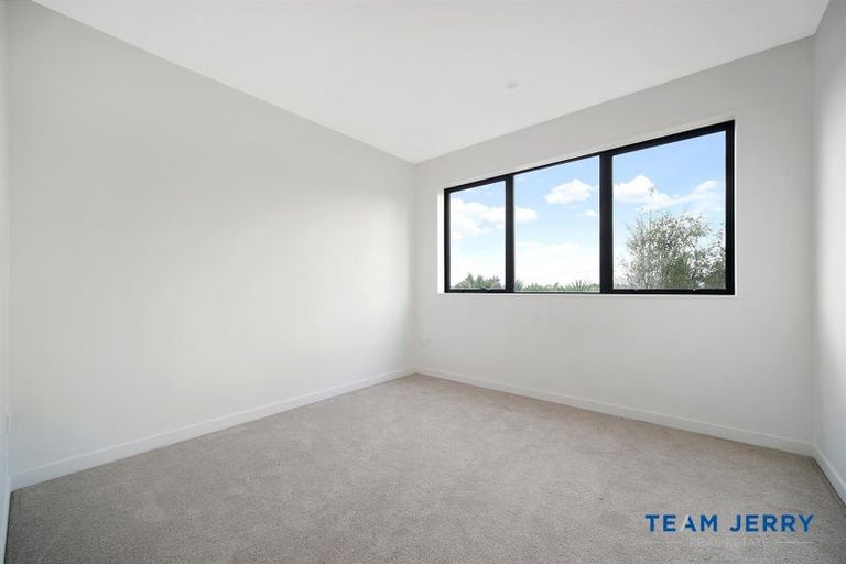 Photo of property in 7/24 Tomo Street, New Lynn, Auckland, 0600