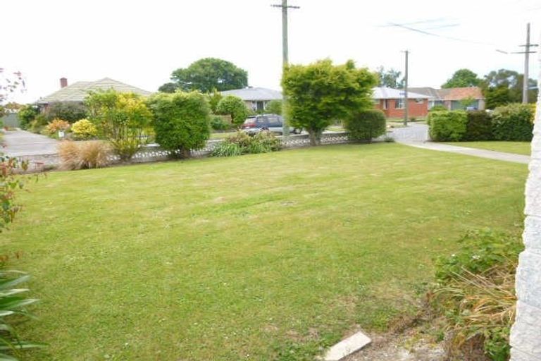 Photo of property in 23a Coniston Avenue, Te Atatu South, Auckland, 0610