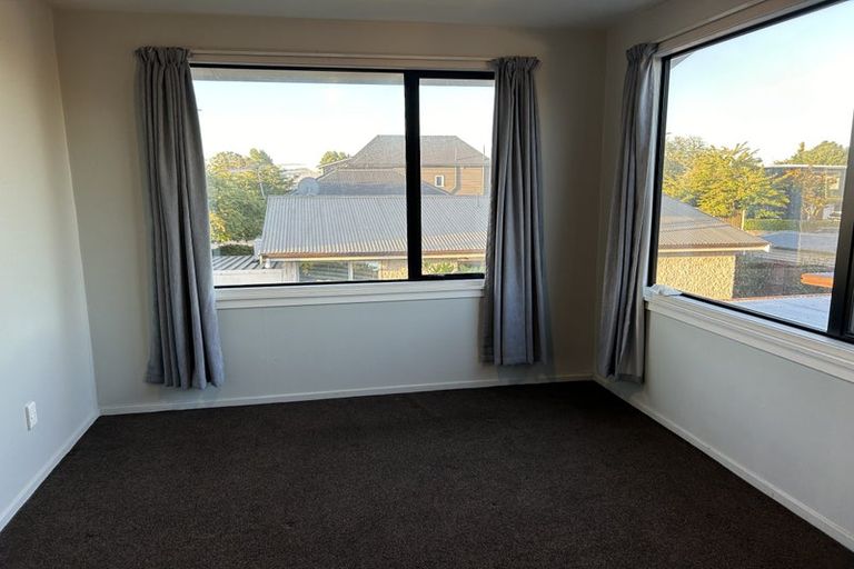 Photo of property in 52 Springfield Road, St Albans, Christchurch, 8014