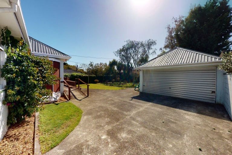 Photo of property in 6 Worcester Street, Levin, 5510