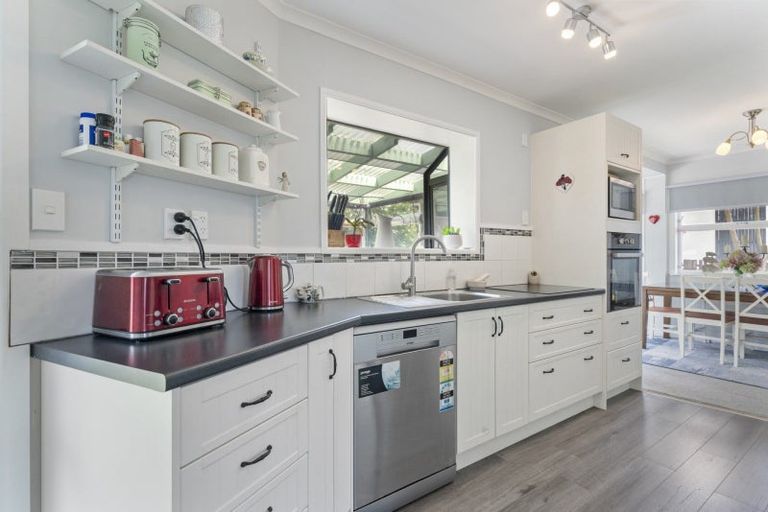 Photo of property in 47 Valley Road, Te Puke, 3119