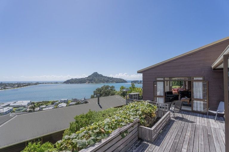 Photo of property in 14 Pine Grove, Tairua, 3508